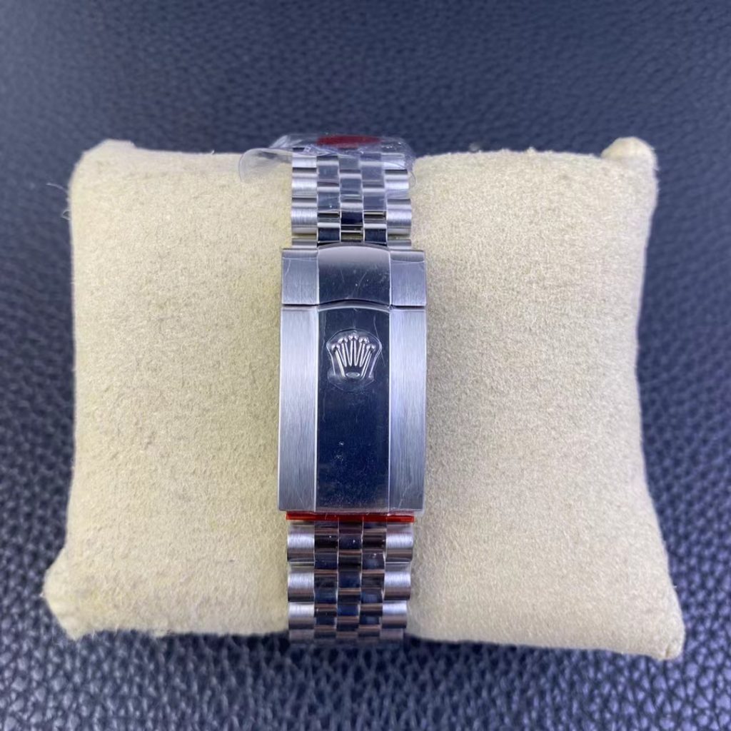 Rolex Datejust II Jubilee Green Bracelet