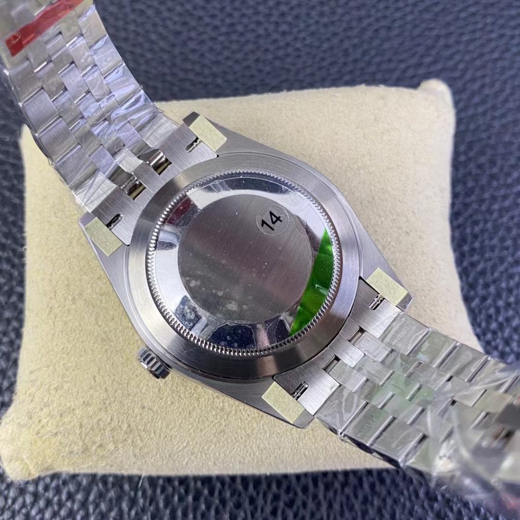 Rolex Datejust II Jubilee Green Case Back
