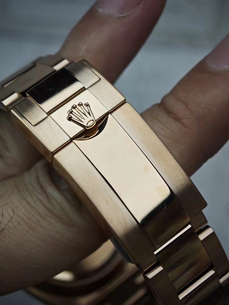 Rolex Daytona Rose Gold Buckle