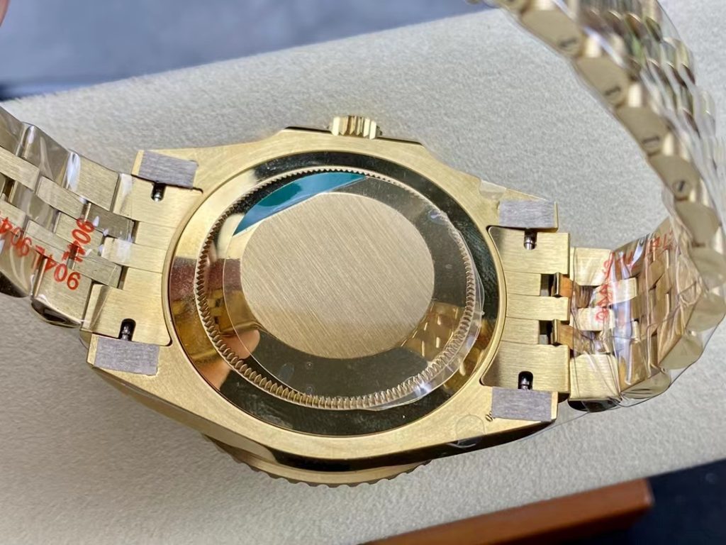 Rolex GMT-Master II 126718GRNR Case Back