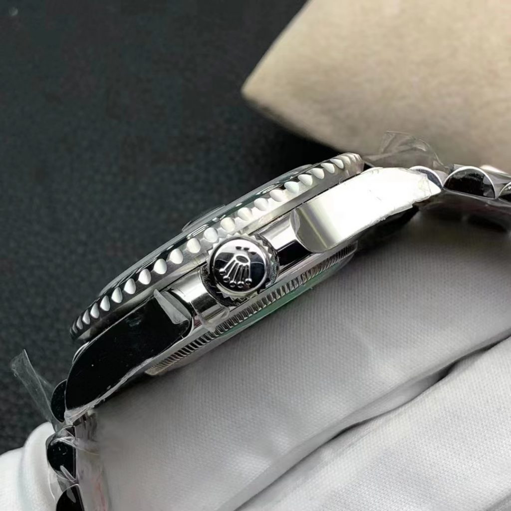 Rolex-GMT-Master-II-126720VTNR-Crown