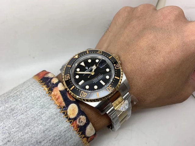 Rolex Sea-Dweller 126603 Wrist Shot