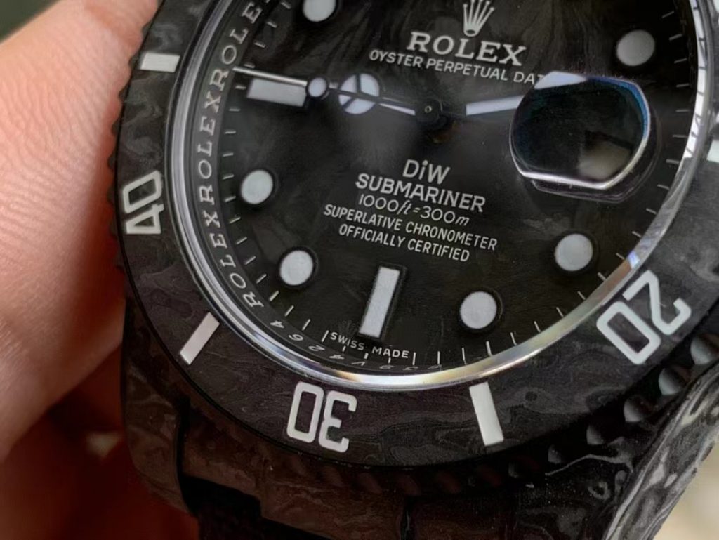 Rolex Submariner DiW Carbon Crown Logo