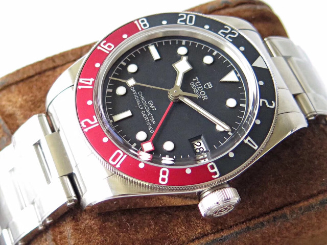 Tudor Black Bay Crown