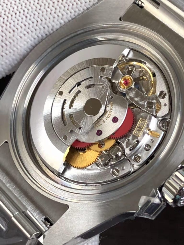 VSF 3135 Movement