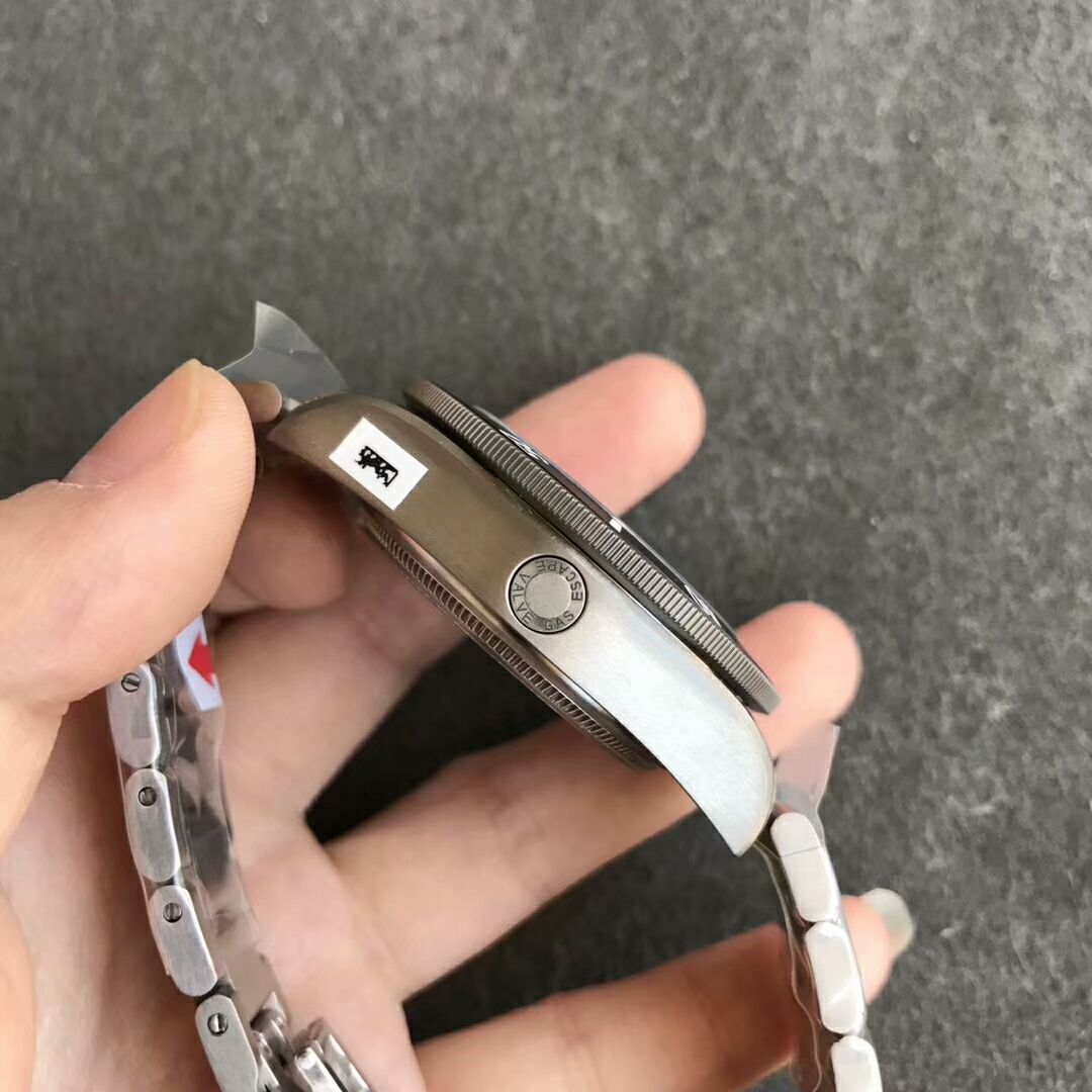 XF Factory Replica Tudor Pelagos Case