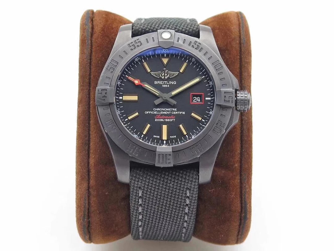 ZF Replica Breitling Avenger BlackBird Watch